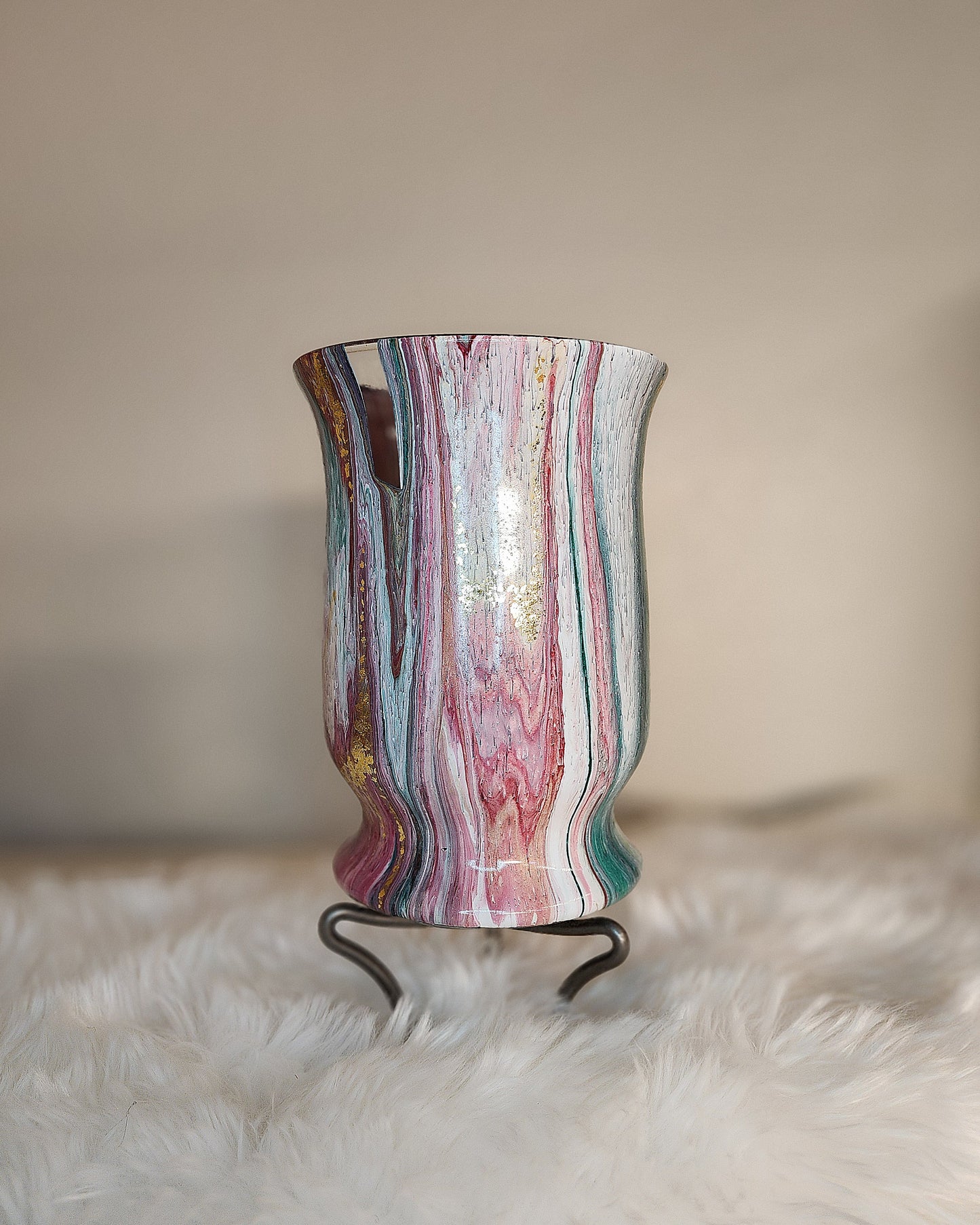 (Red, Green,White, and Gold with *Gold Flake) Acrylic Fluid Art Vase 5.5"W x 8"H