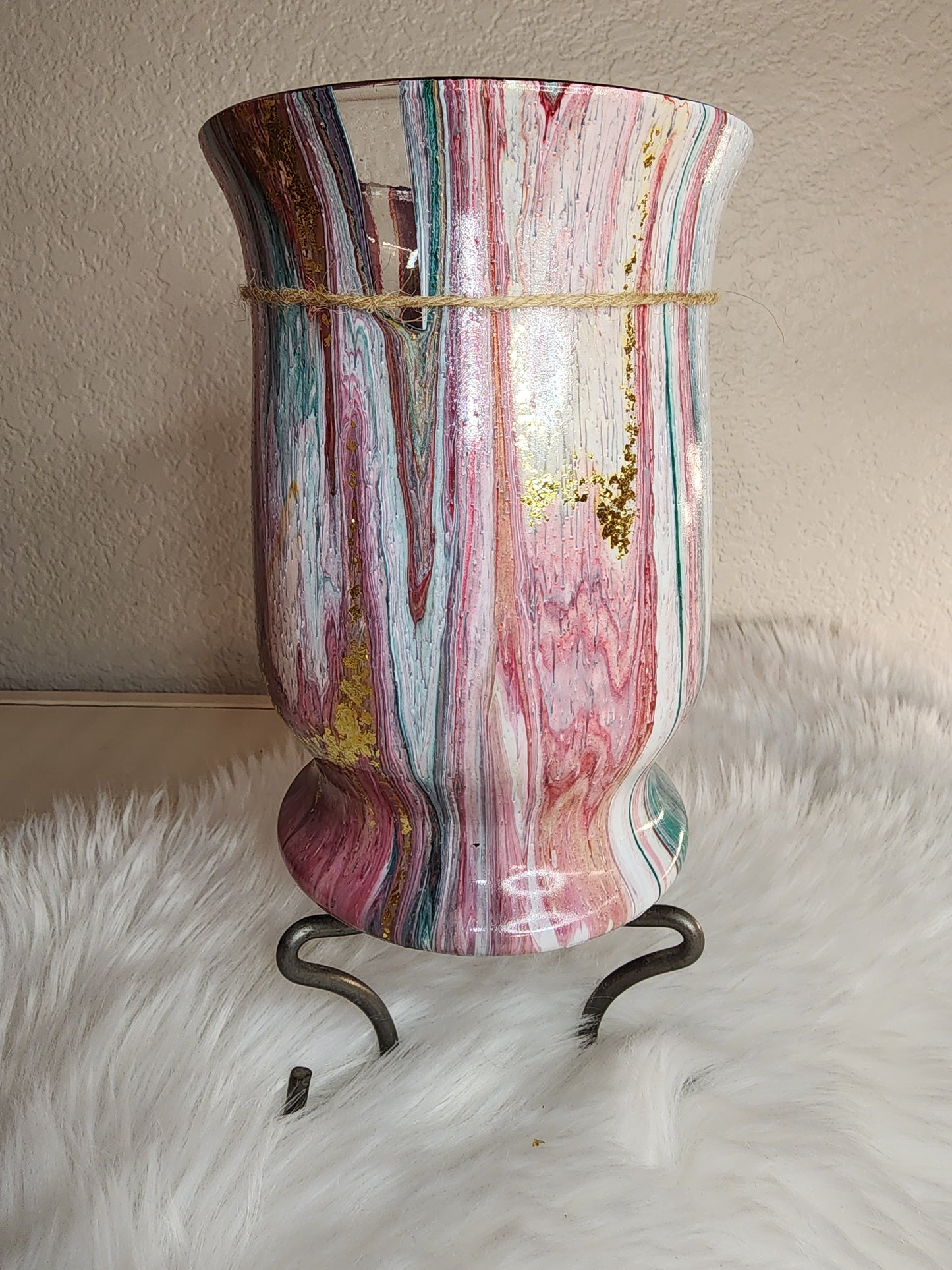(Red, Green,White, and Gold with *Gold Flake) Acrylic Fluid Art Vase 5.5"W x 8"H
